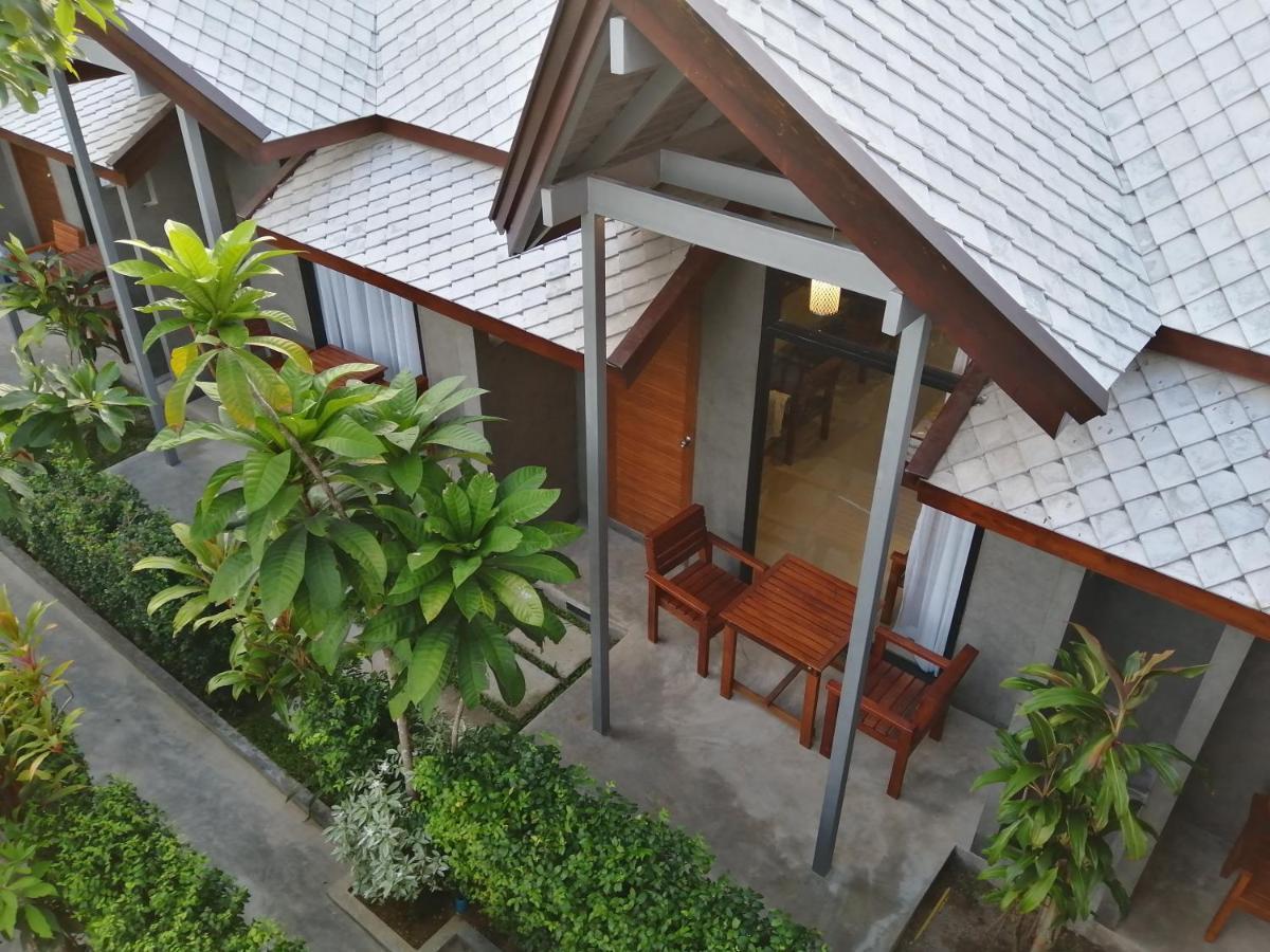 Jr Place Klong Muang Beach Exterior photo