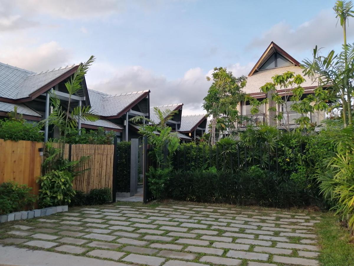 Jr Place Klong Muang Beach Exterior photo