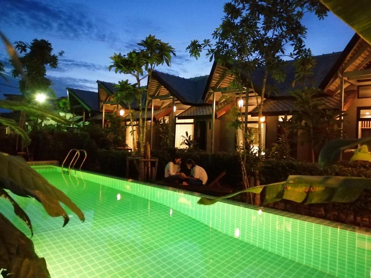 Jr Place Klong Muang Beach Exterior photo