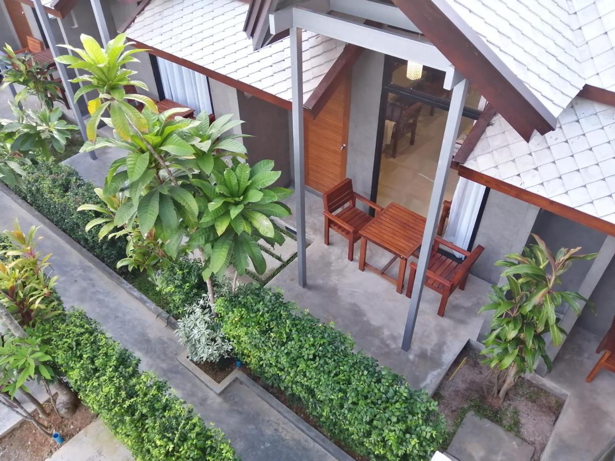 Jr Place Klong Muang Beach Exterior photo