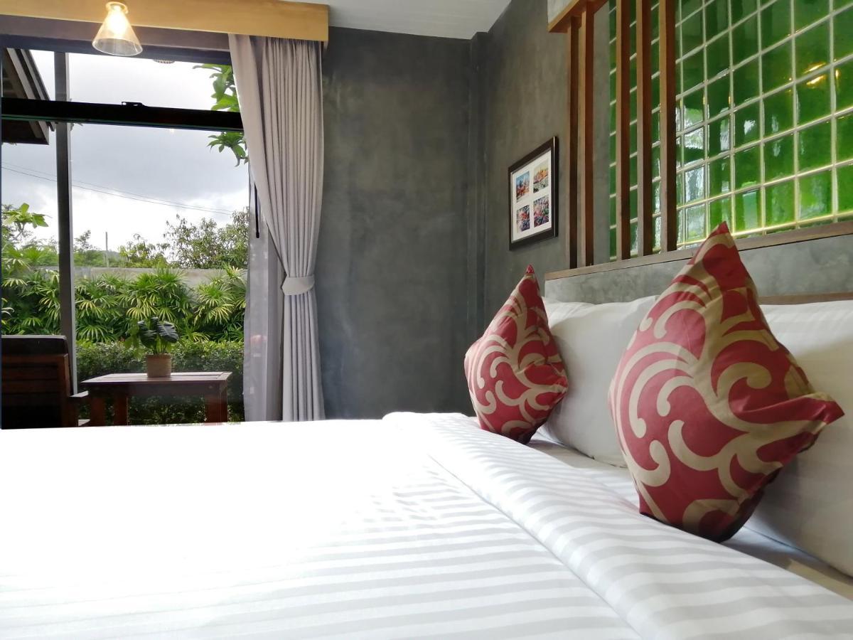 Jr Place Klong Muang Beach Exterior photo
