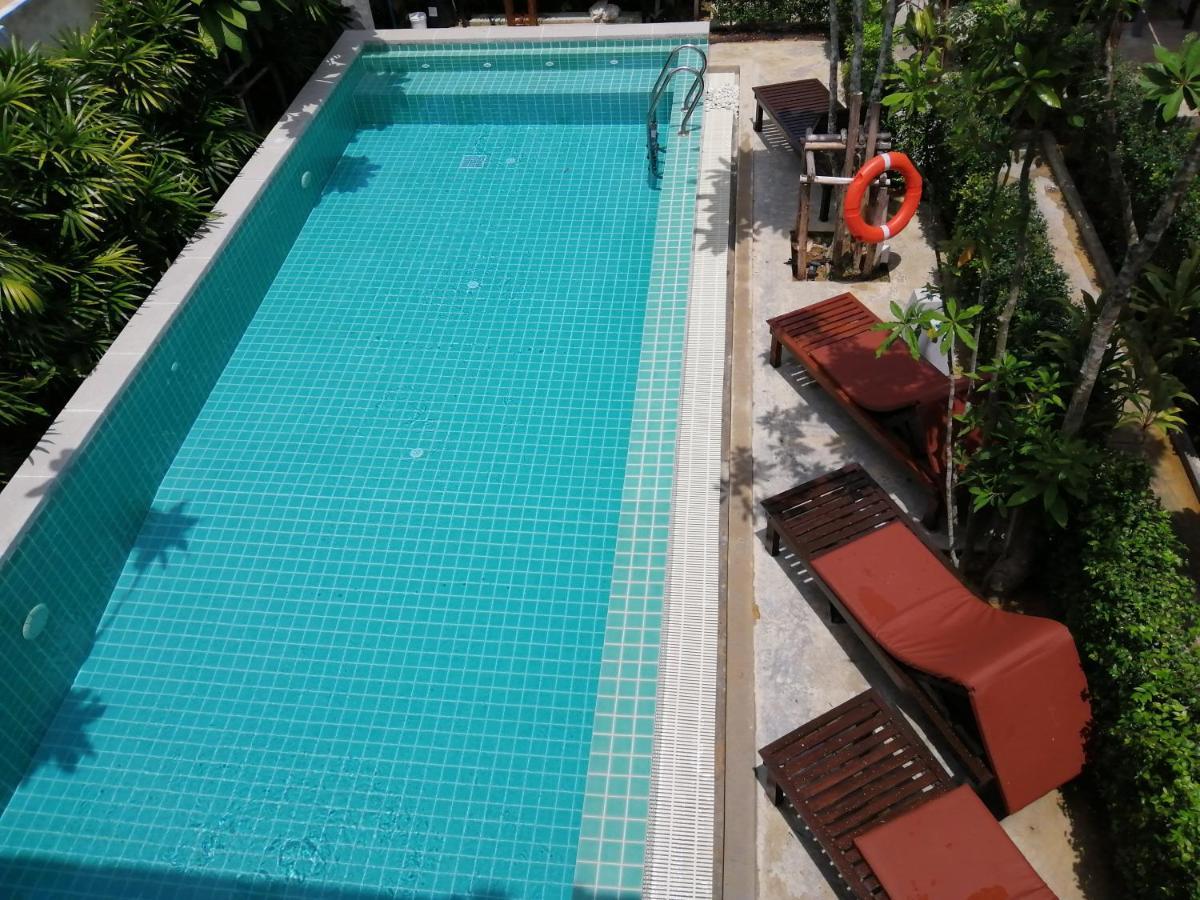 Jr Place Klong Muang Beach Exterior photo
