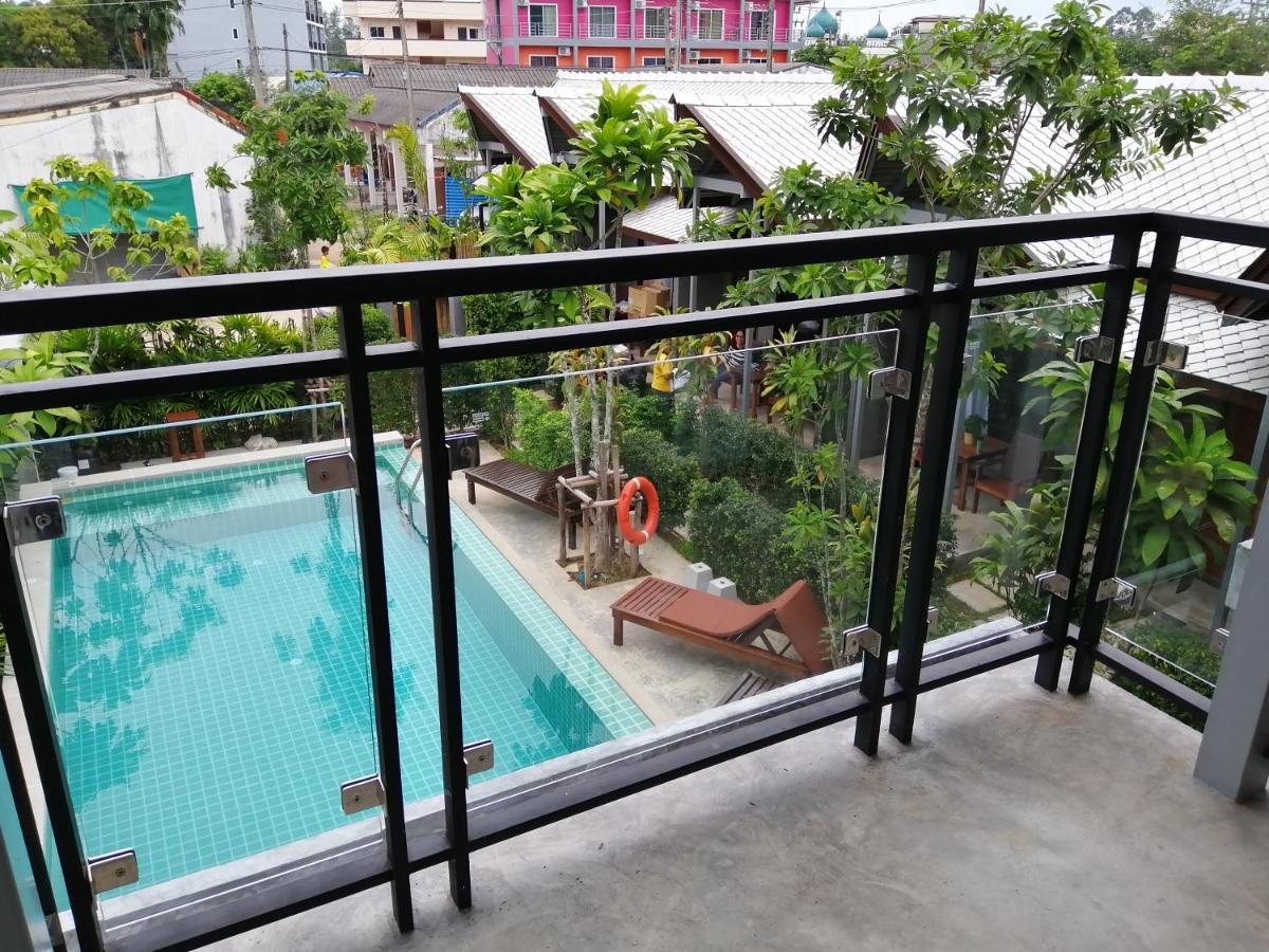 Jr Place Klong Muang Beach Exterior photo