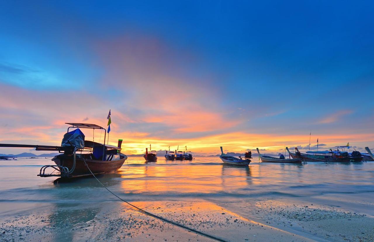 Jr Place Klong Muang Beach Exterior photo